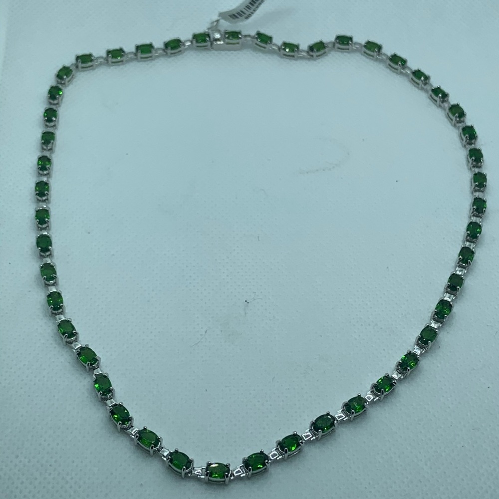 RUSSIAN DIOPSIDE NECKLACE 23.50cts - Picture 4 of 8